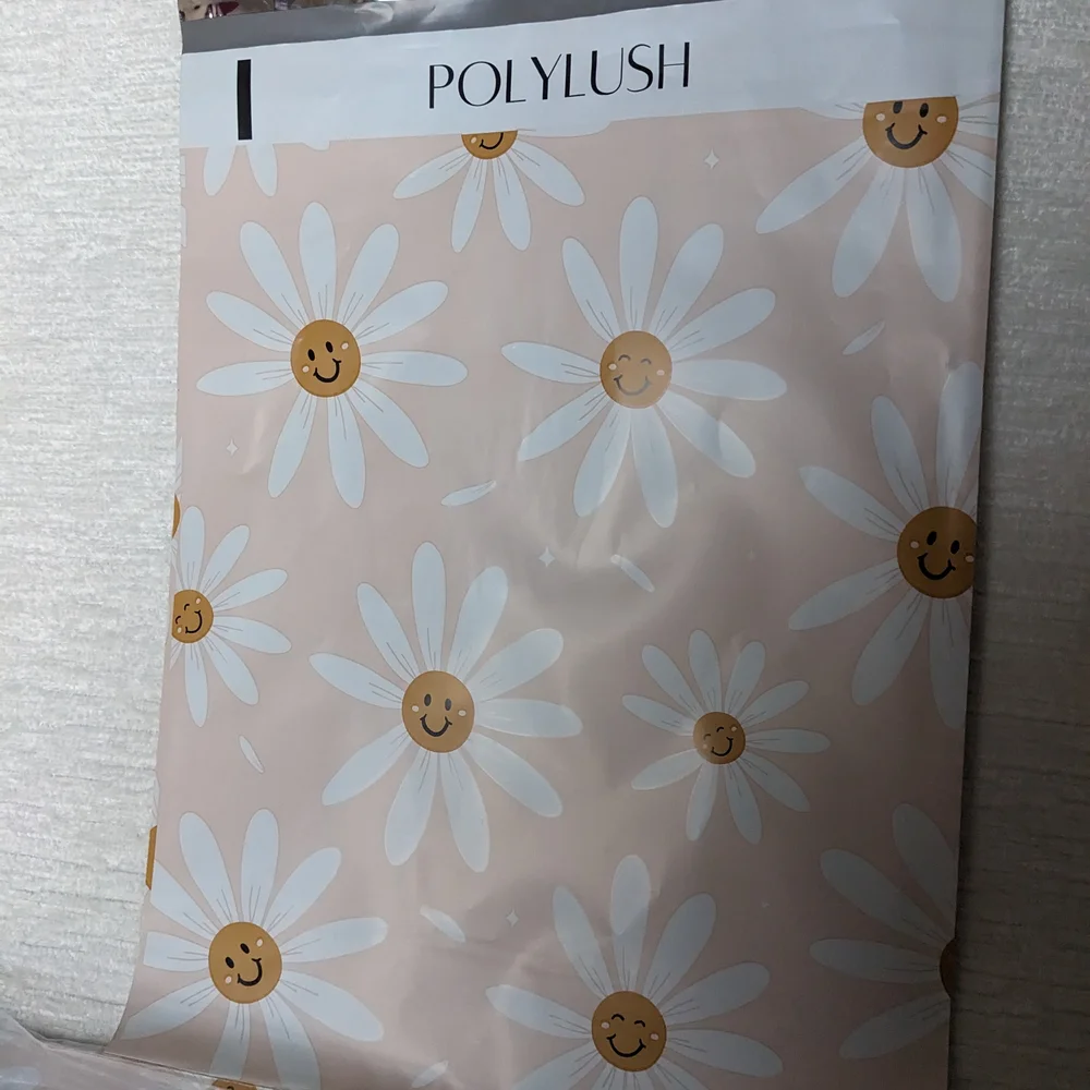 25pk Polymailer Oh Happy day , Spring And Summer Theme